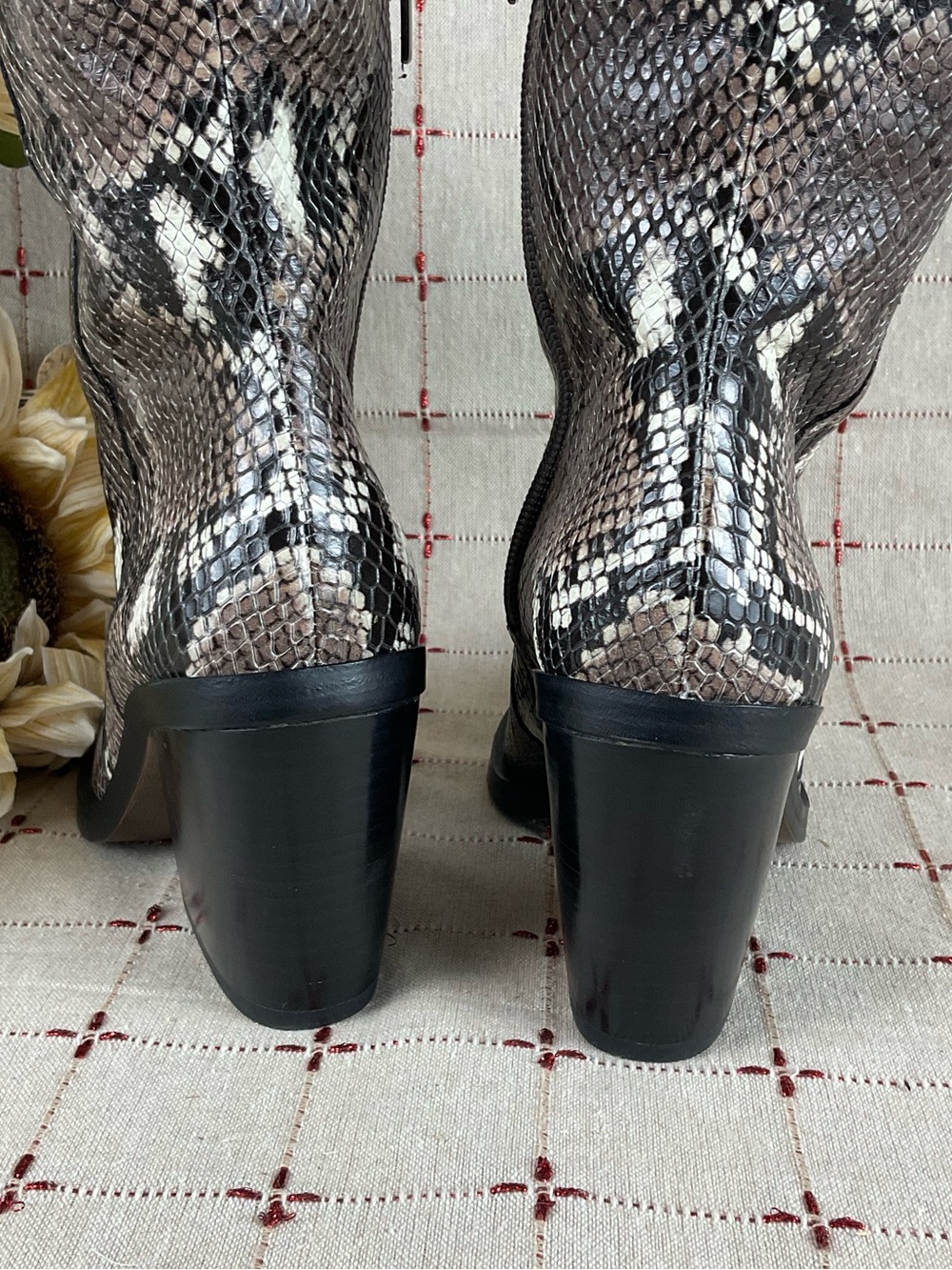 Vince Camuto Gravana Snakeskin Embossed Leather Knee High Heeled Boots 5 - Picture 3 of 8